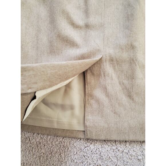 Vintage Saville 100% Wool Tan 2-Piece Belted Skirt Suit, Size 10 Petite - Picture 9 of 13